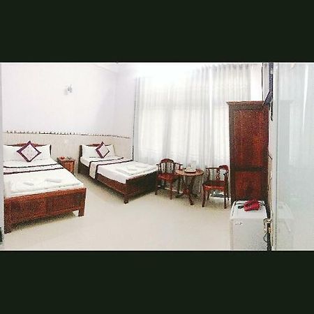 Minh Minh Hotel Quy Nhon Esterno foto