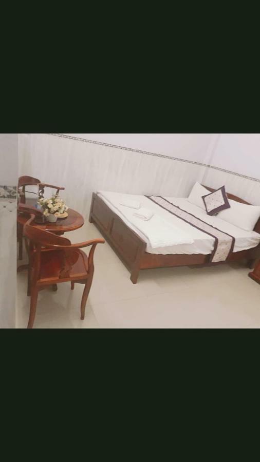 Minh Minh Hotel Quy Nhon Esterno foto